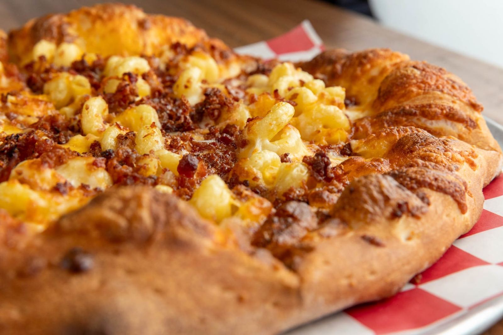 Mac N Cheese Pizza from Pizza iQ